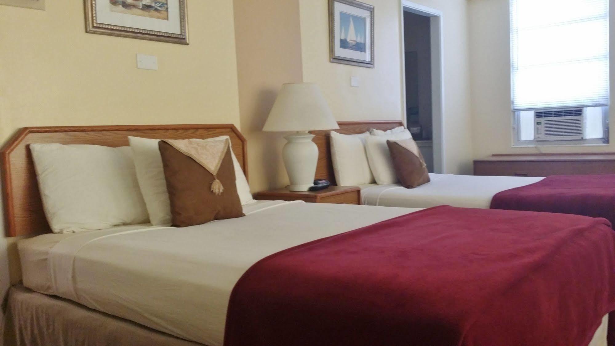 Seaspray Inn Beach Resort Palm Beach Shores Ngoại thất bức ảnh