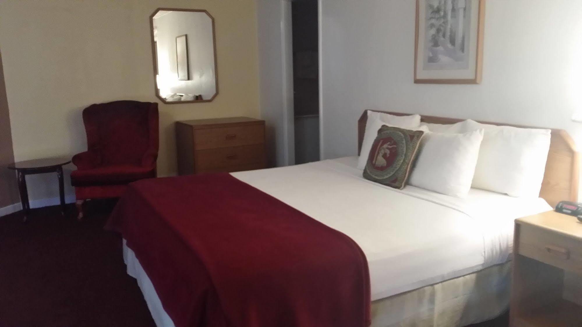 Seaspray Inn Beach Resort Palm Beach Shores Ngoại thất bức ảnh